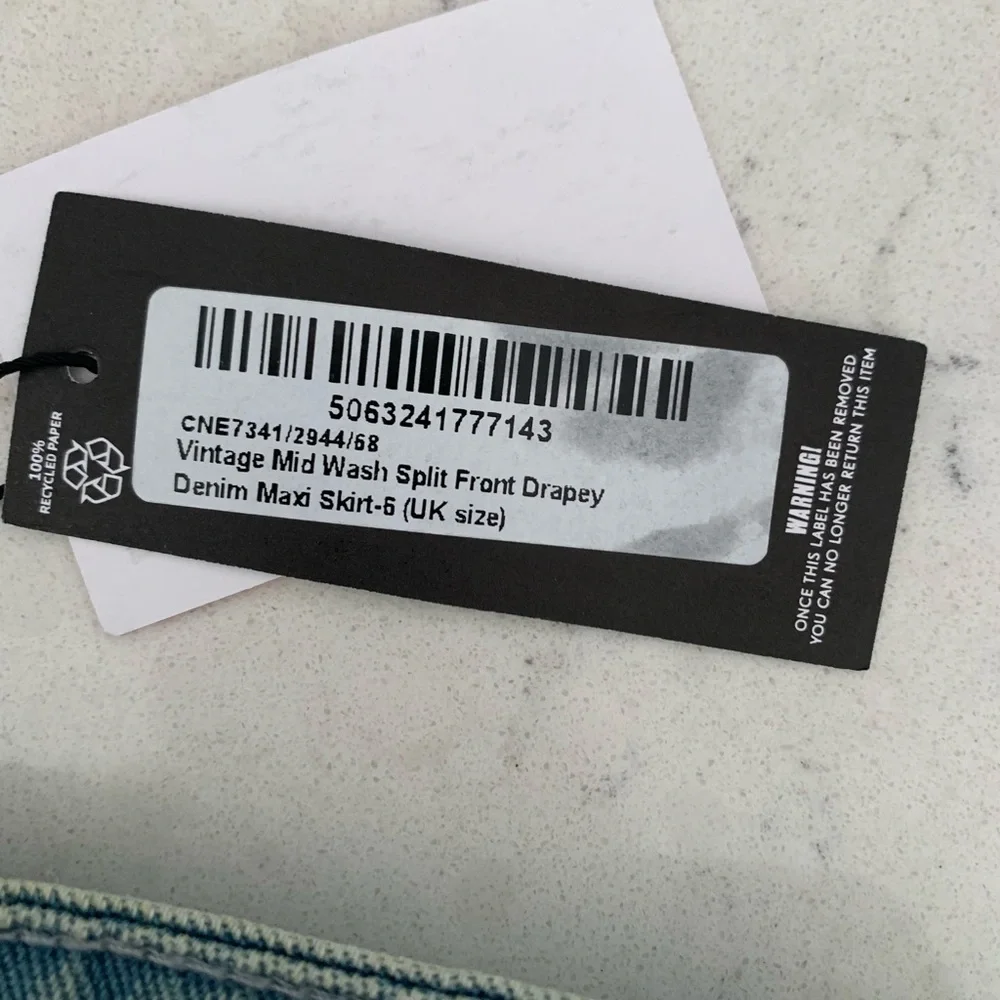 PrettyLittleThing Vintage Mid Wash Split Front Drapey Denim Maxi NWT - 2 - Picture 5 of 8